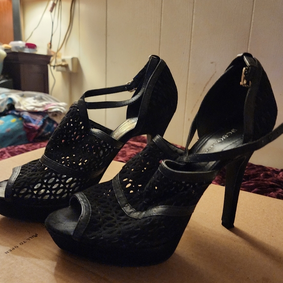 BCBGenerations Heels - Picture 4 of 5